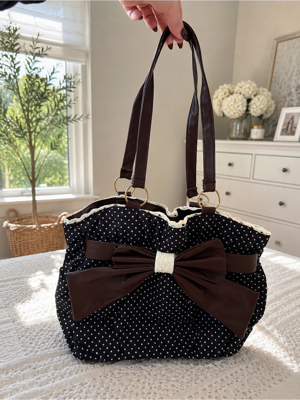 🎀 Polka Dot Bow Shoulder Bag